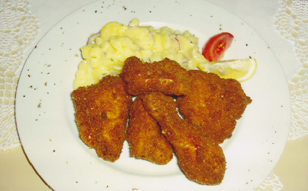 Klassisches Wiener Backhendl Mit Kartoffelsalat — Rezepte Suchen